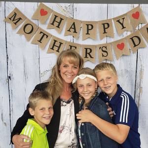 Meet your Posher, Shari